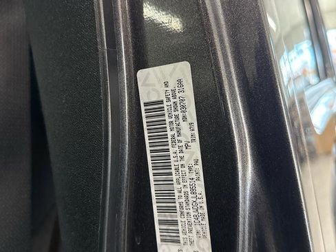 Used 2018 Jeep Wrangler Unlimited Sport w/ Connectivity Group image 97