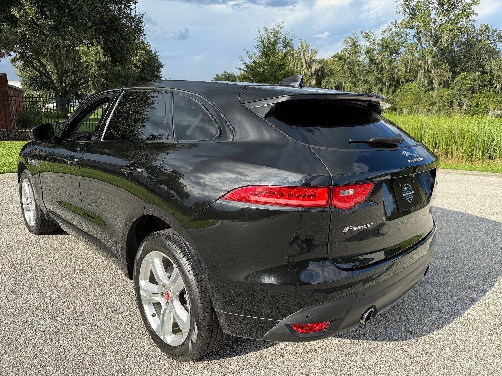 Used 2017 Jaguar F-PACE R-Sport AWD/4WD image 5