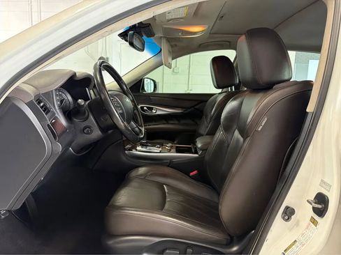 Used 2016 INFINITI Q70 L 3.7 image 9