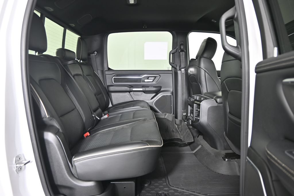 Used 2020 RAM 1500 Laramie AWD/4WD image 17