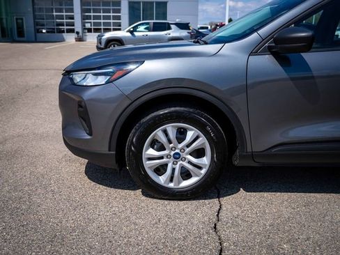 Used 2023 Ford Escape AWD image 10