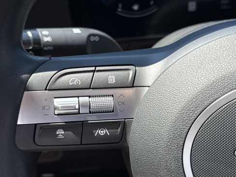 New 2026 Hyundai Kona SE image 19