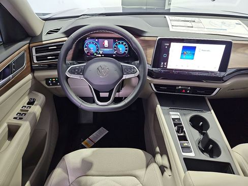 New 2026 Volkswagen Atlas SE FWD image 15