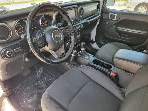 Used 2020 Jeep Wrangler Sport AWD/4WD image 16