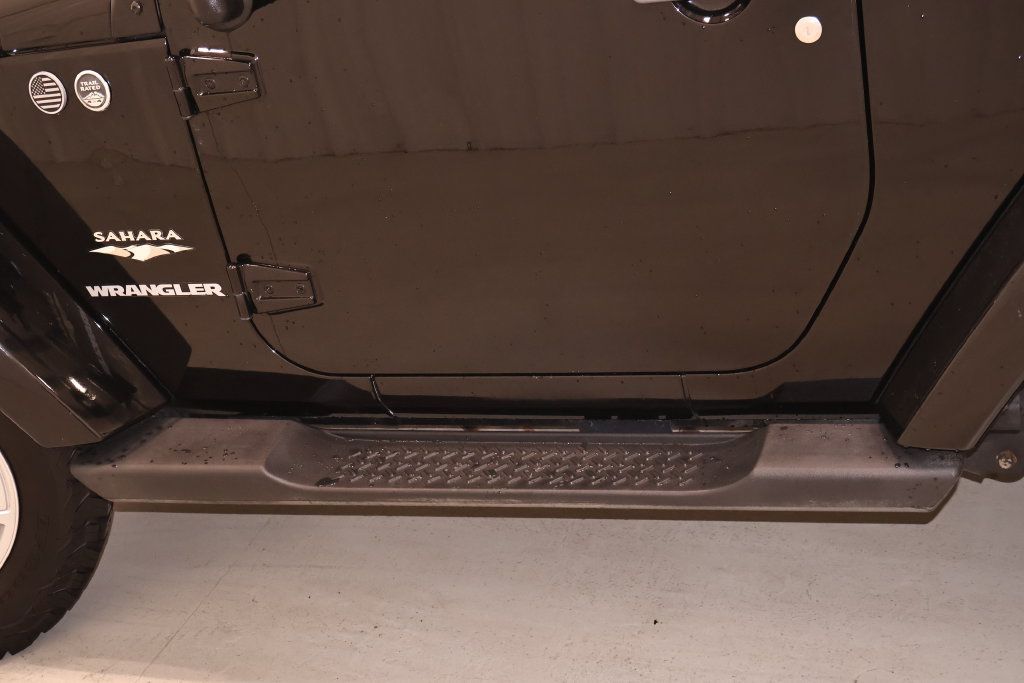 Used 2012 Jeep Wrangler Sahara w/ Dual Top Group AWD/4WD image 27