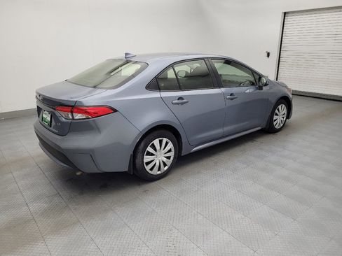 Used 2021 Toyota Corolla LE w/ Carpet Mat Package (TMS) image 10