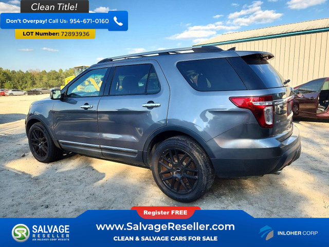Used 2014 Ford Explorer XLT w/ Equipment Group 202A AWD/4WD image 3
