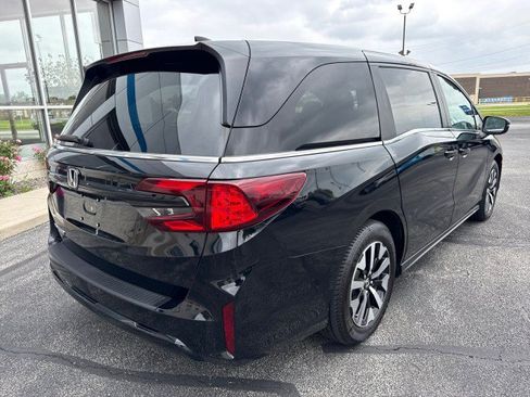 Used 2025 Honda Odyssey EX-L image 3