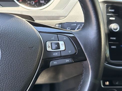 Used 2019 Volkswagen Tiguan SE FWD image 26