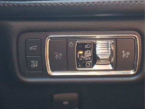 Used 2021 Lincoln Nautilus AWD w/ Equipment Group 101A image 21