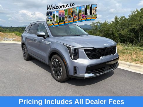 Used 2025 Kia Sorento S FWD image 1