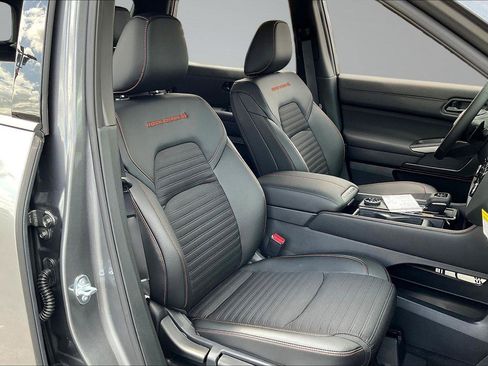 New 2026 Nissan Pathfinder Rock Creek AWD/4WD image 9