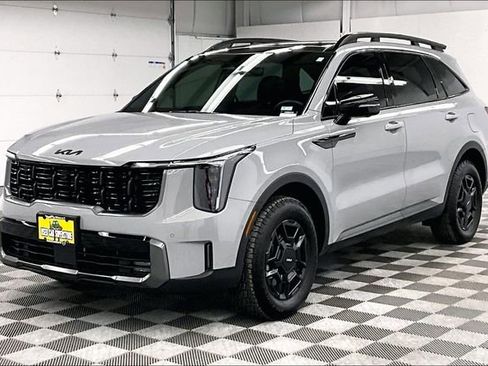 Used 2024 Kia Sorento SX Prestige image 11