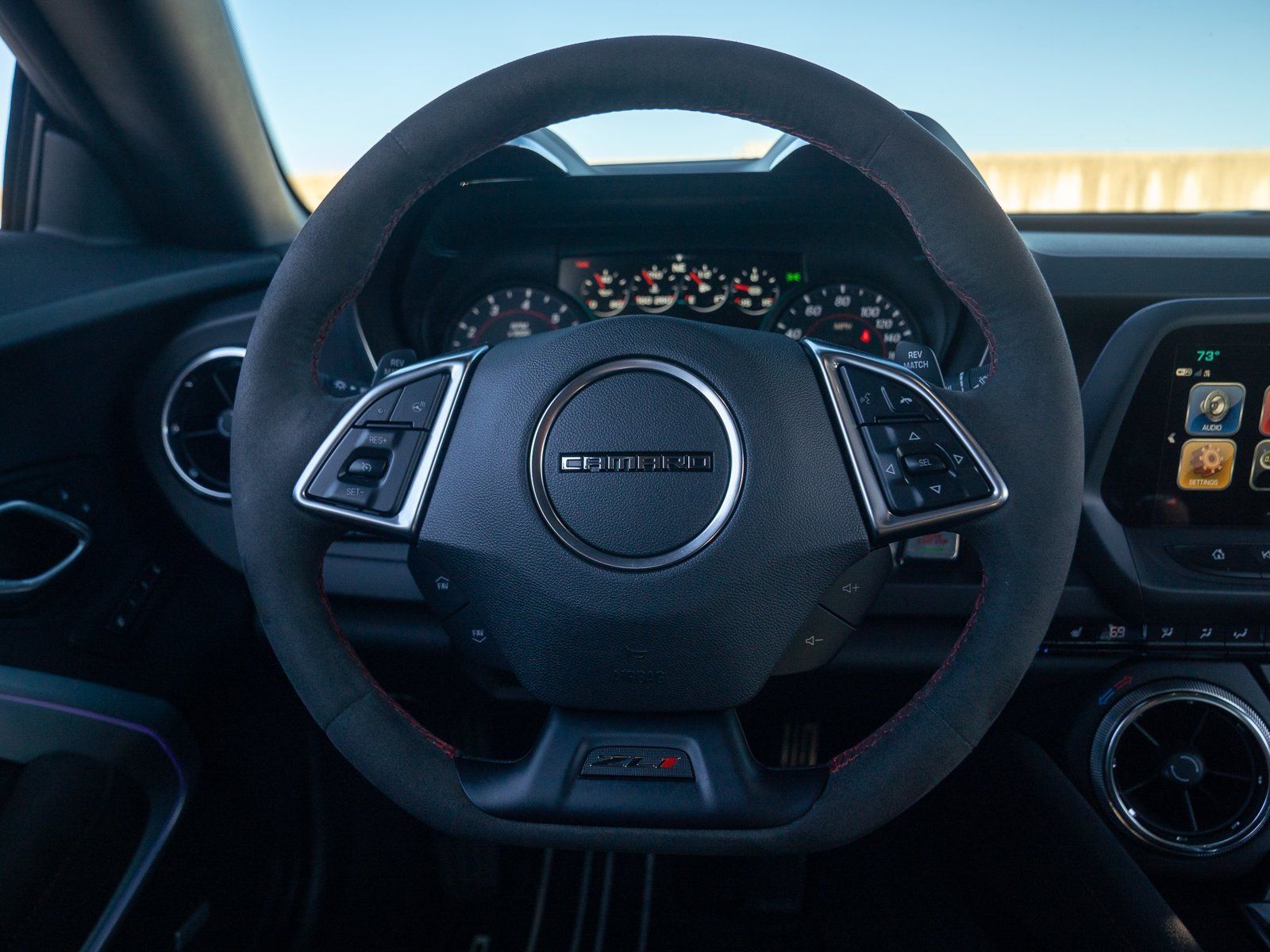 Used 2018 Chevrolet Camaro ZL1 RWD image 27