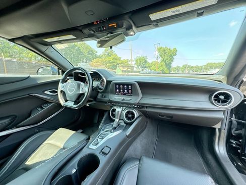 Used 2023 Chevrolet Camaro LT RWD image 30