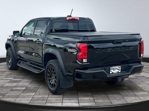 Used 2024 Chevrolet Colorado Trail Boss w/ Technology Package AWD/4WD image 5
