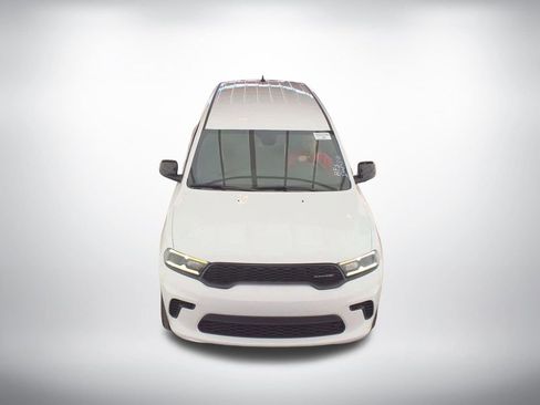 Used 2023 Dodge Durango GT image 2