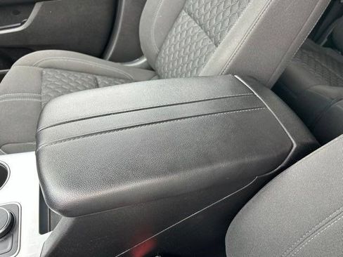 Used 2020 Chevrolet Blazer LT FWD image 32