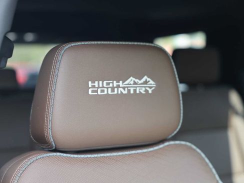 Used 2023 Chevrolet Tahoe High Country w/ Premium Package AWD/4WD image 10