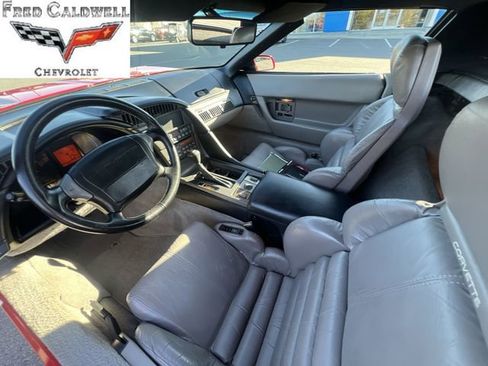 Used 1991 Chevrolet Corvette Convertible image 17