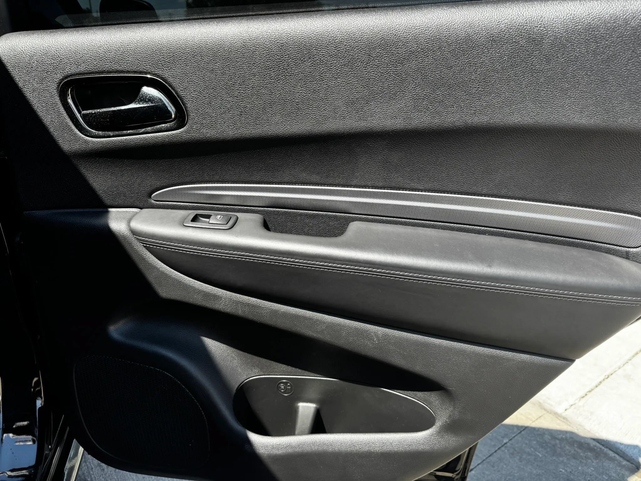 Used 2019 Dodge Durango R/T w/ Blacktop Package AWD/4WD image 22