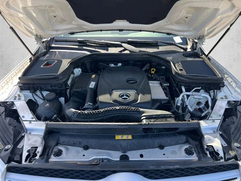 Used 2019 Mercedes-Benz GLC 300 4MATIC image 29