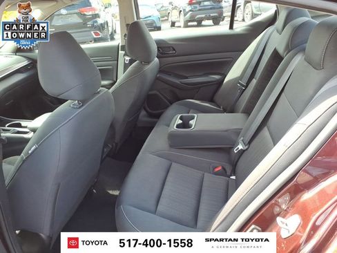 Used 2024 Nissan Altima 2.5 SV FWD image 11