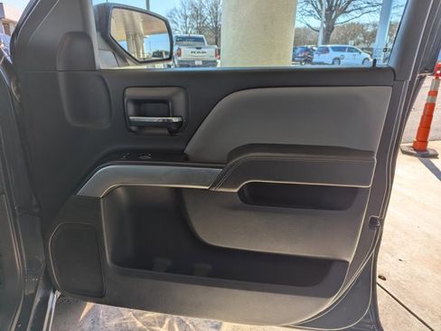 Used 2018 Chevrolet Silverado 1500 LT w/ All Star Edition image 24