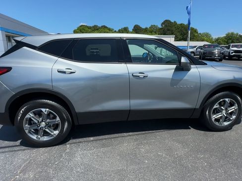 Certified 2023 Chevrolet Blazer LT FWD image 9