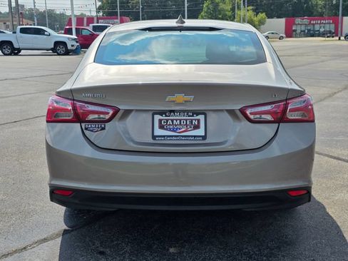 Used 2022 Chevrolet Malibu LT FWD image 10
