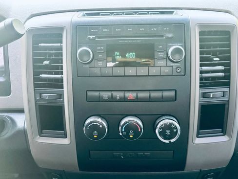 Used 2012 RAM 1500 Express RWD image 28