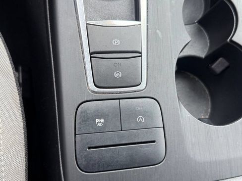 Used 2021 Ford Escape S FWD image 22