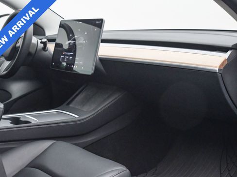 Used 2022 Tesla Model 3 image 20