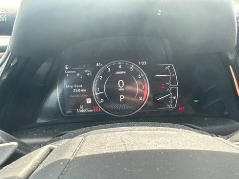 Certified 2024 Lexus ES 350 w/ Premium Package FWD image 11