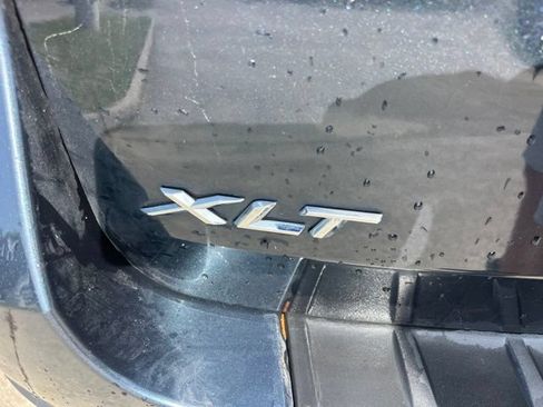Used 2022 Ford Explorer XLT w/ Equipment Group 202A RWD image 7