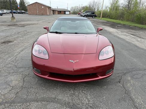 Used 2007 Chevrolet Corvette Convertible w/ Preferred Equipment Group image 2