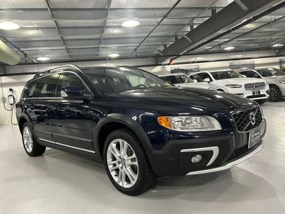 Used 2016 Volvo XC70 T5 Premier w/ Proximity Package