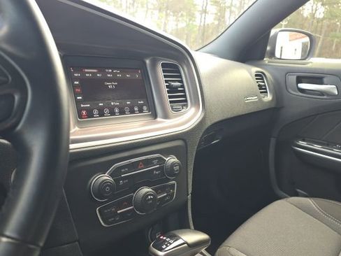 Used 2021 Dodge Charger SXT image 23