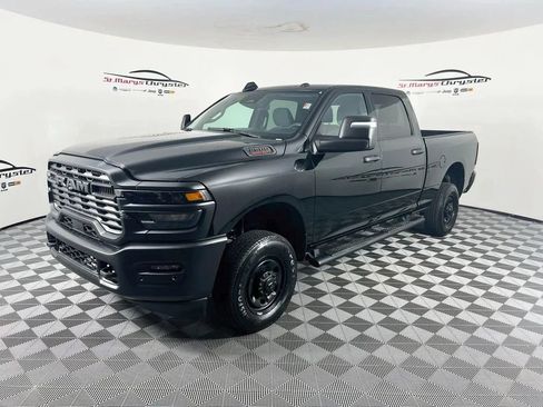 Used 2025 RAM 2500 Tradesman AWD/4WD image 4