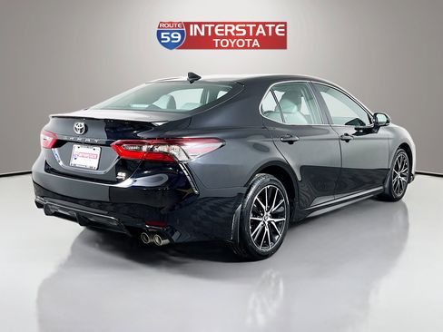 Certified 2024 Toyota Camry SE image 7