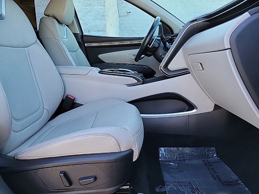 Used 2024 Hyundai Tucson Limited AWD/4WD image 16
