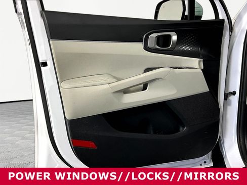 Certified 2024 Kia Sorento S w/ Panoramic Sunroof Package FWD image 20