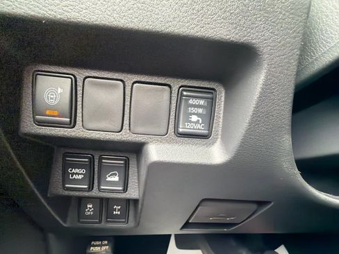 Used 2025 Nissan Frontier PRO-4X w/ Pro Premium Package AWD/4WD image 33
