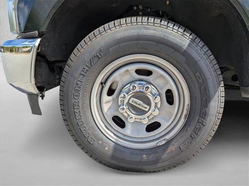 Used 2022 Ford F250 XL w/ Power Equipment Group image 7