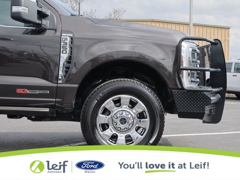 Used 2024 Ford F350 King Ranch w/ Chrome Package image 11
