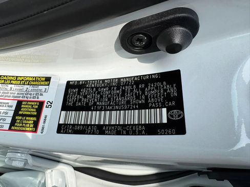 Used 2022 Toyota Camry XLE FWD image 34