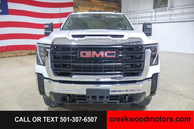 Used 2024 GMC Sierra 2500 Pro AWD/4WD image 2