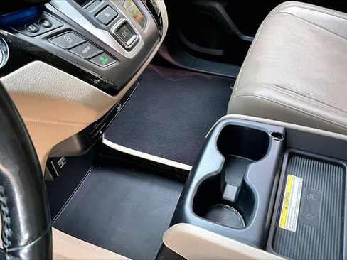 Used 2019 Honda Odyssey Elite image 15