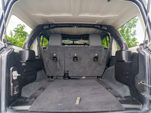 Used 2025 Jeep Wrangler Unlimited Sahara AWD/4WD image 46