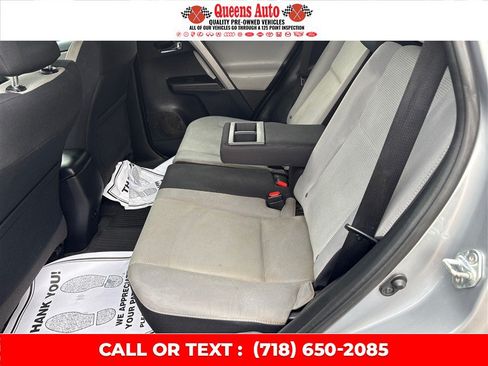 Used 2017 Toyota RAV4 XLE AWD/4WD image 11